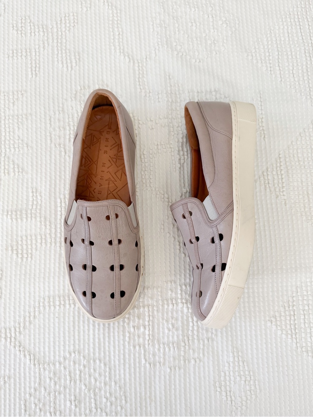 Chie Mihara Zanca Slip-on Sneakers Perforated Leather Casual 38